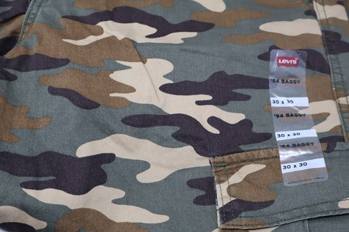 Levi's '94 Camo Cargo Pants 30 x 30 Baggy Wide Leg Grape Leaf Emily High NWT