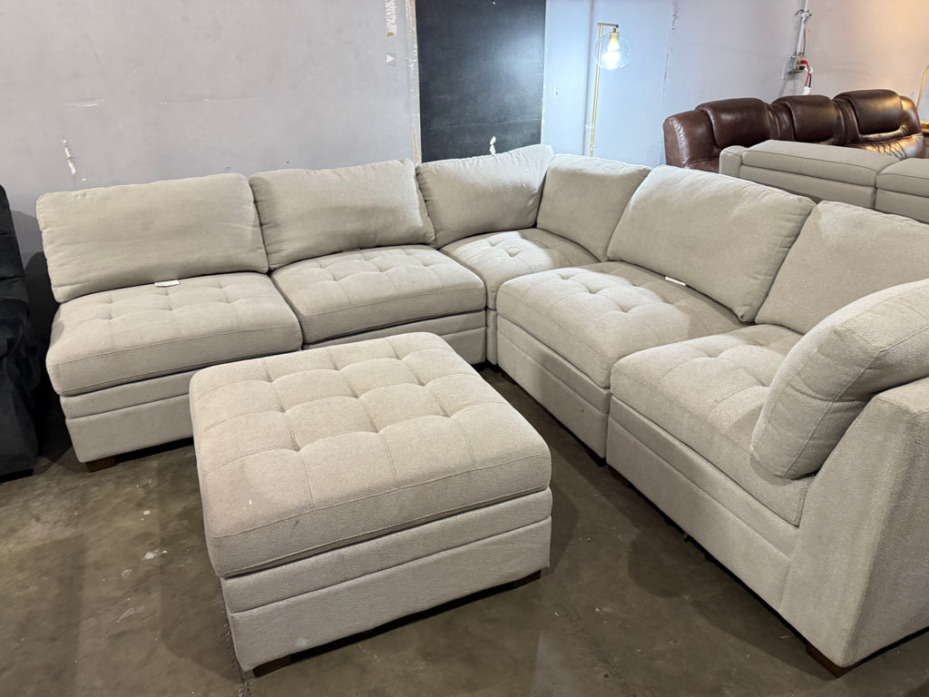 Thomasville Tisdale Modular Sectional 6-piece Beige with Storage Ottoman