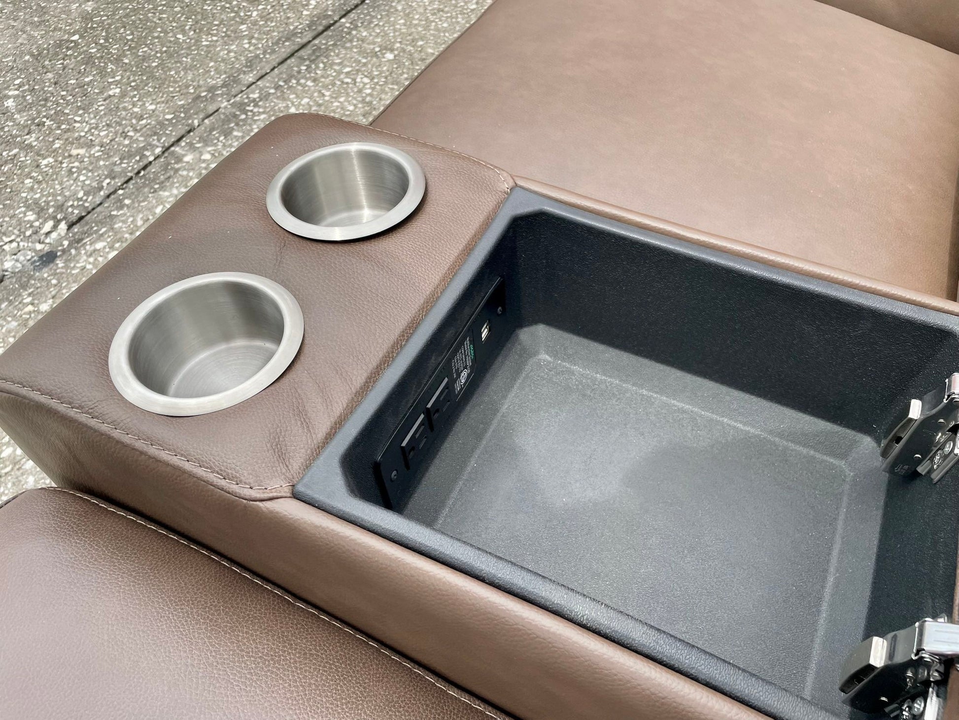 Atlas 3-piece Leather Power Reclining Sectional with Power Headrests 💥🏷OUTLET | COSTCO