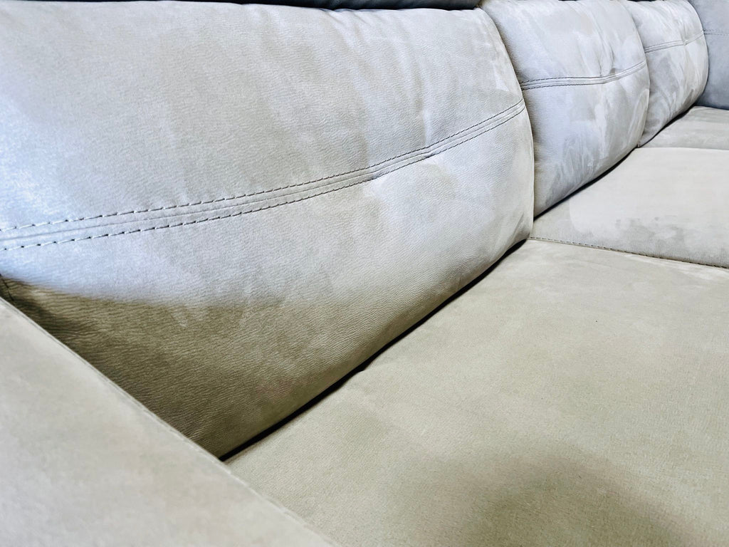 WAREHOUSE CLEARANCE | Trower 5-piece Fabric Power Reclining Sectional with Power Headrests, Gray