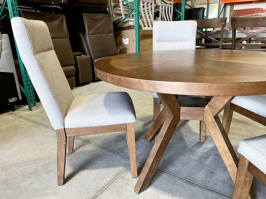 WAREHOUSE CLEARANCE | Kaelyn 5-piece Dining Set | BRAND NEW