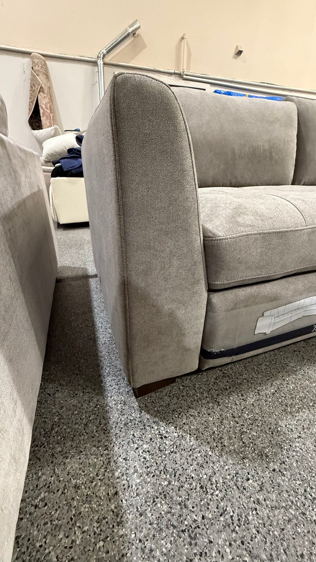 Thomasville Miles Fabric Sectional with Power Footrest