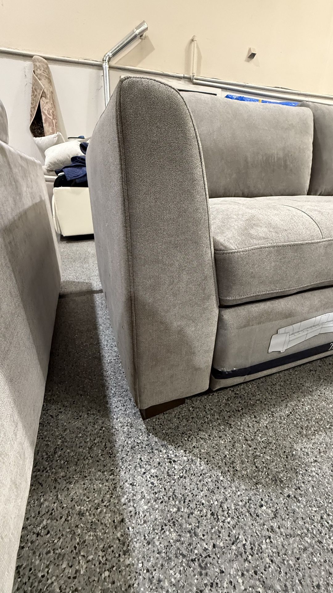 Thomasville Miles Fabric Sectional with Power Footrest