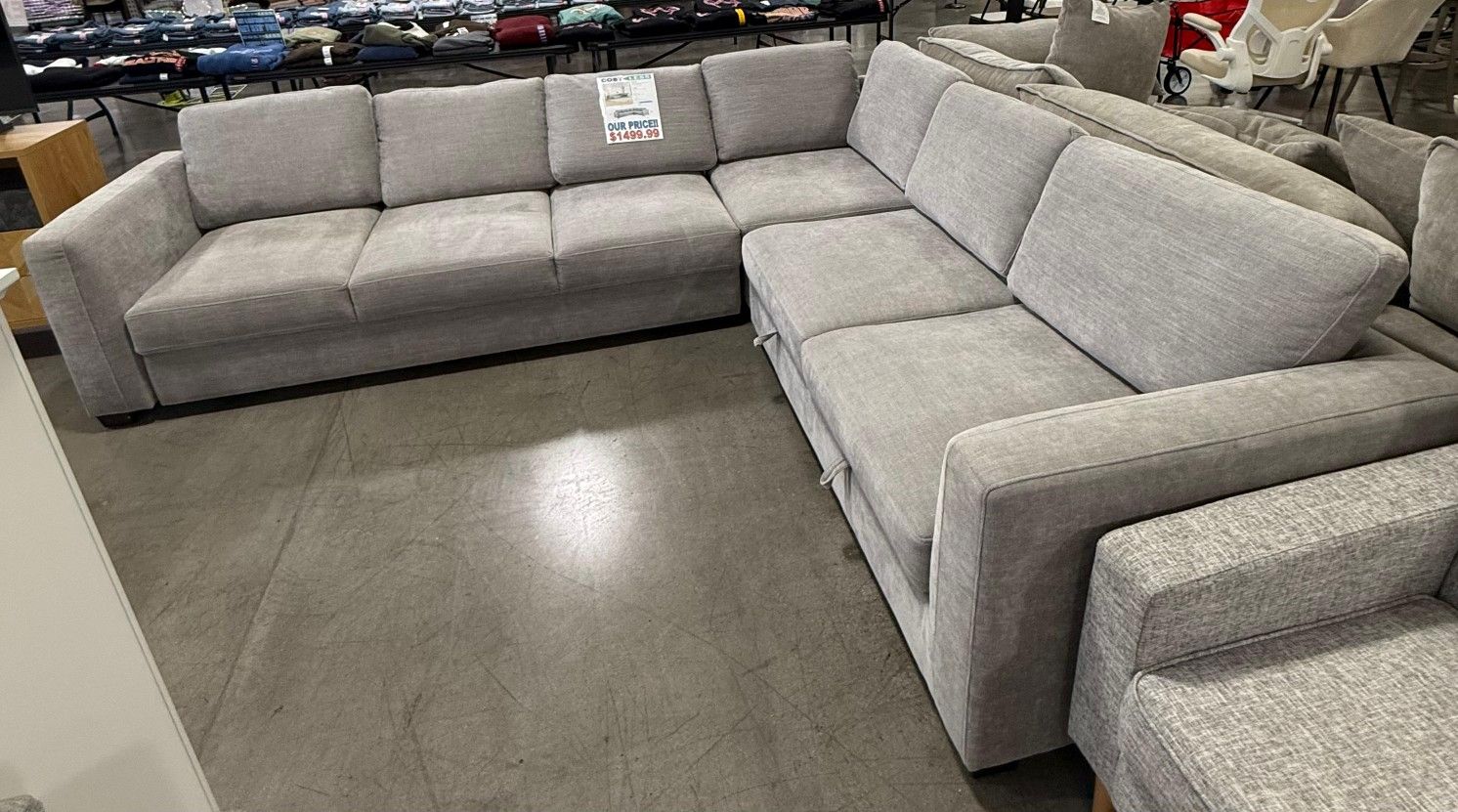 Thomasville Caler Convertible Sleeper Sectional with Storage