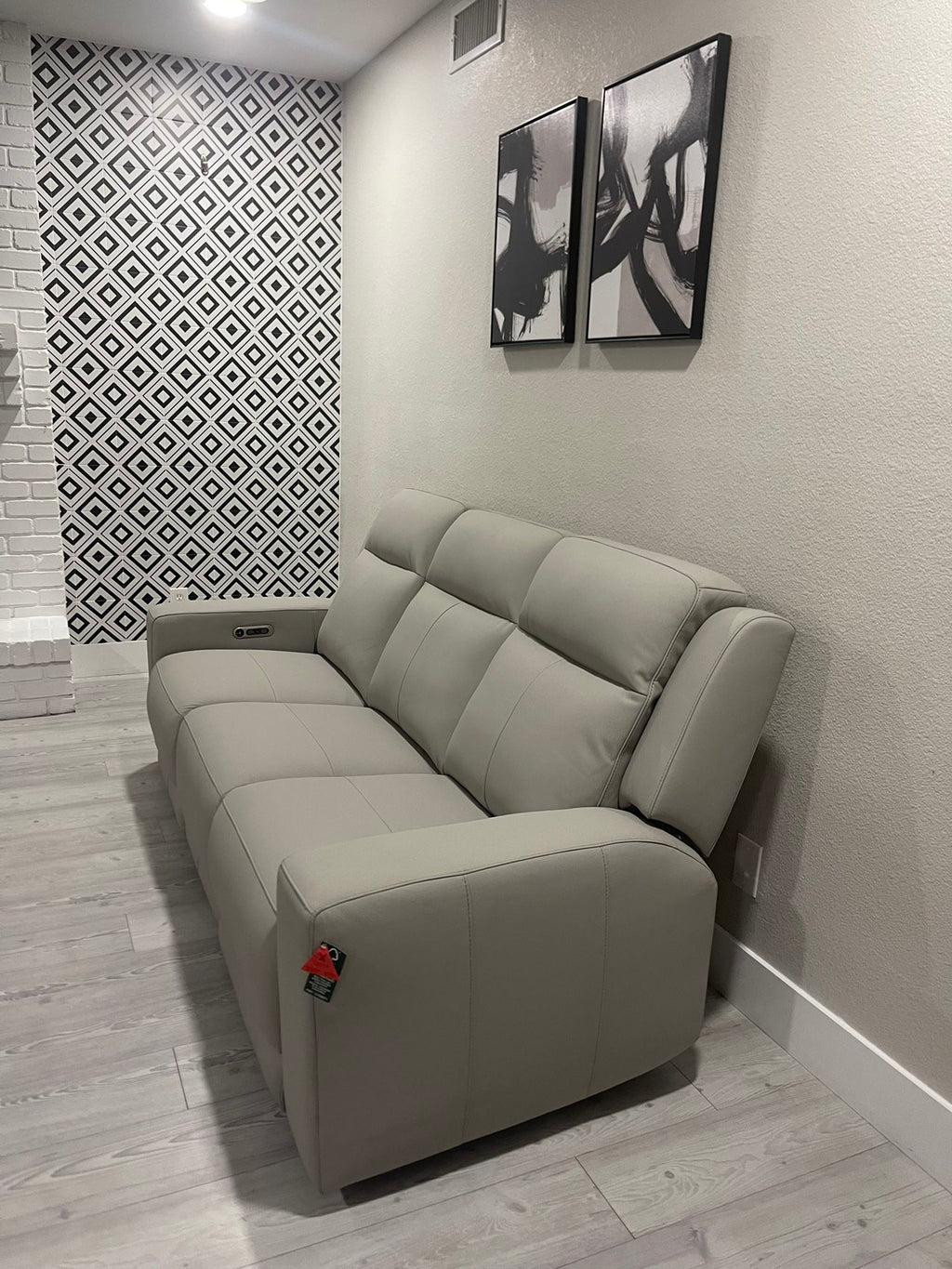 Wren Leather Power Reclining Sofa – New