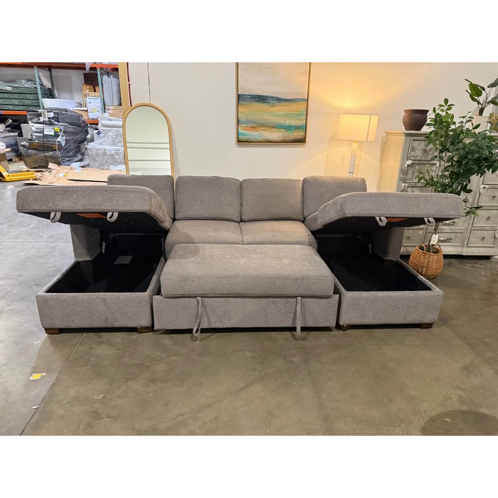 Thomasville Corvalis Convertible Sectional with Double Storage Chaise Free Delivery 🚚