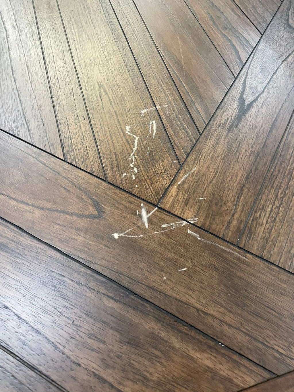 Galena 9 Piece Dining Set (Scratched)