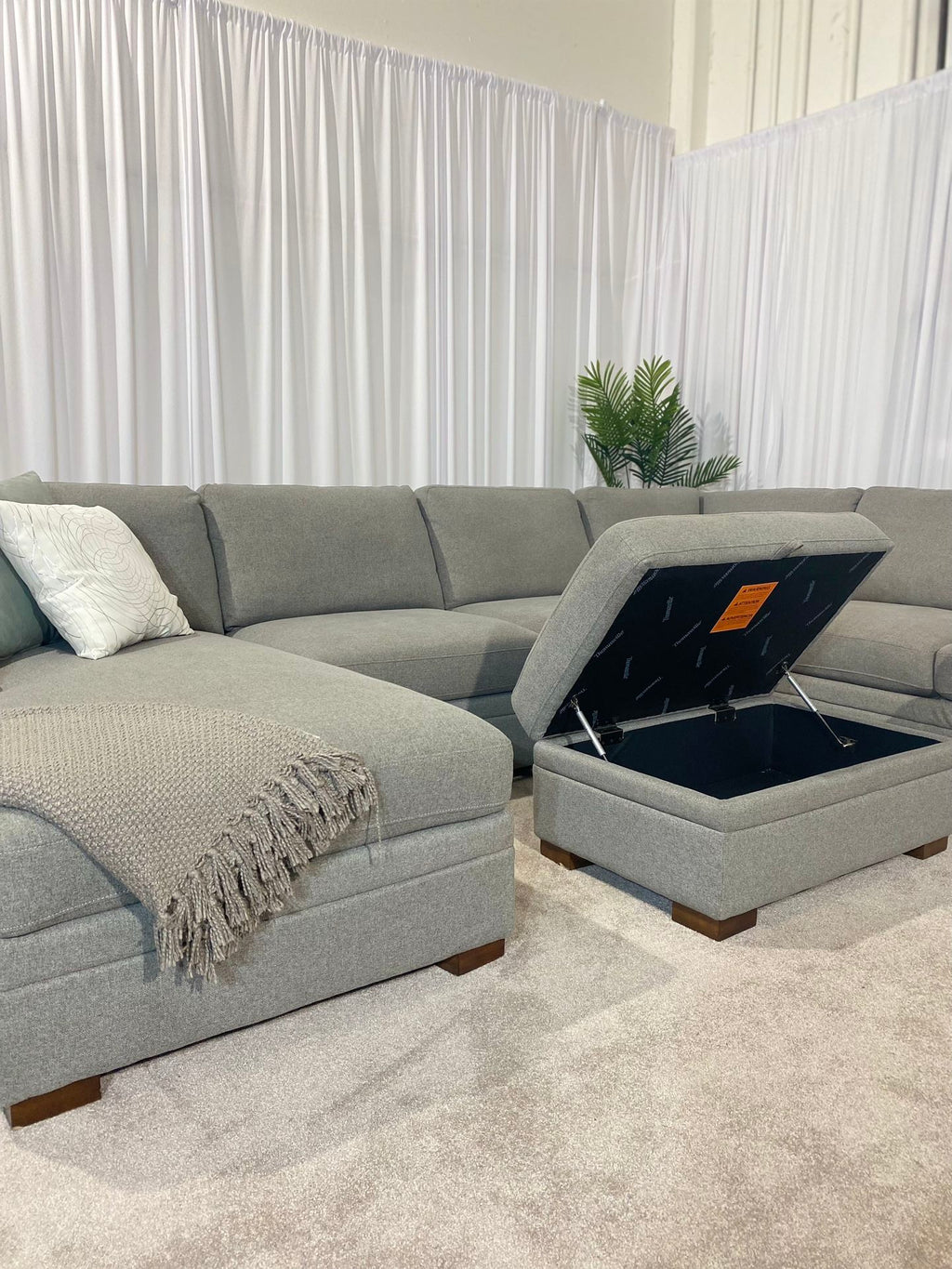 Thomasville Langdon Fabric Sectional Couch with Chaise and Storage Ottoman