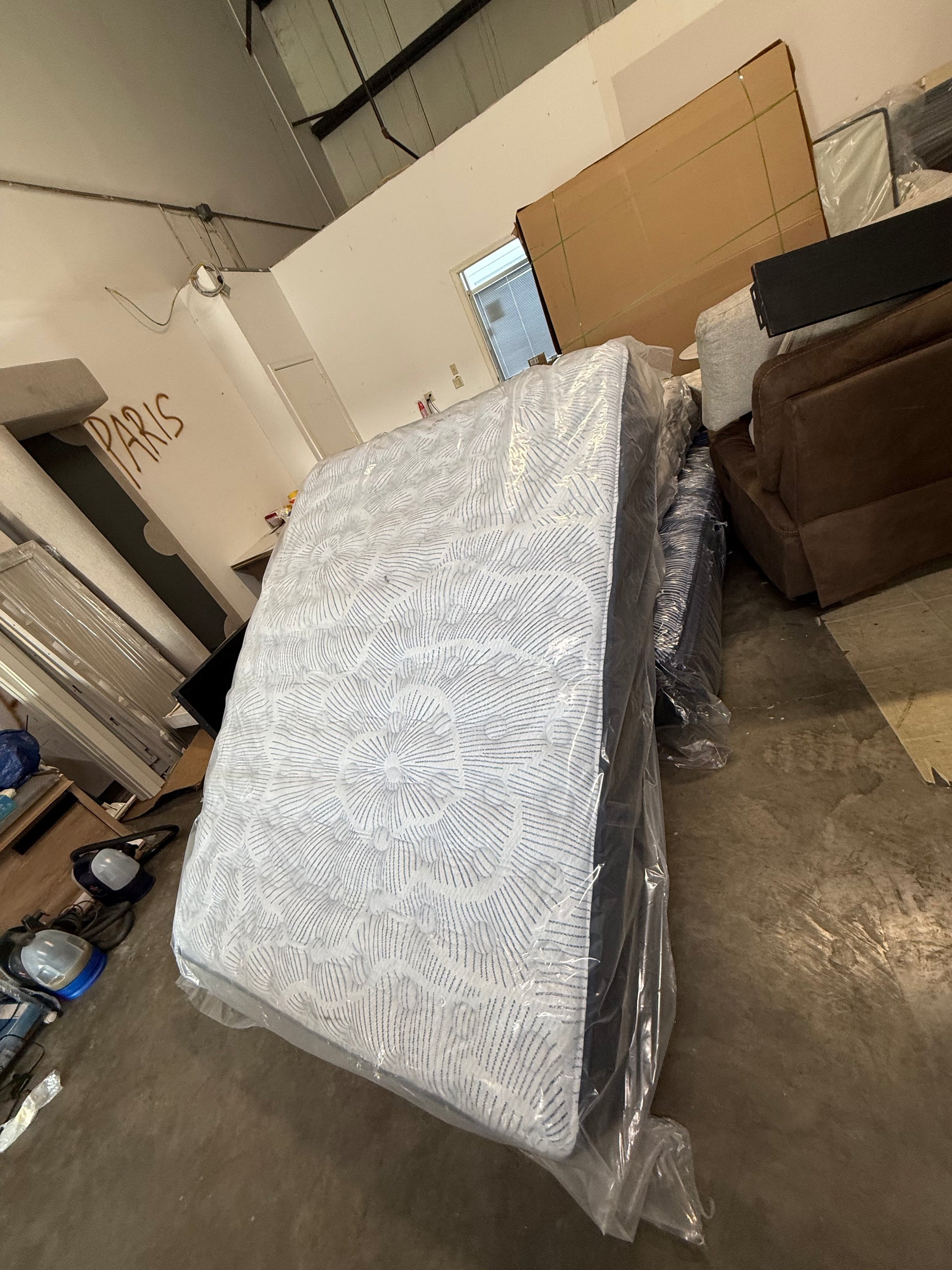 Mattress Serta Perfect Sleeper Blue Lagoon Nights 13.5" Medium Tight Top -  Queen Size