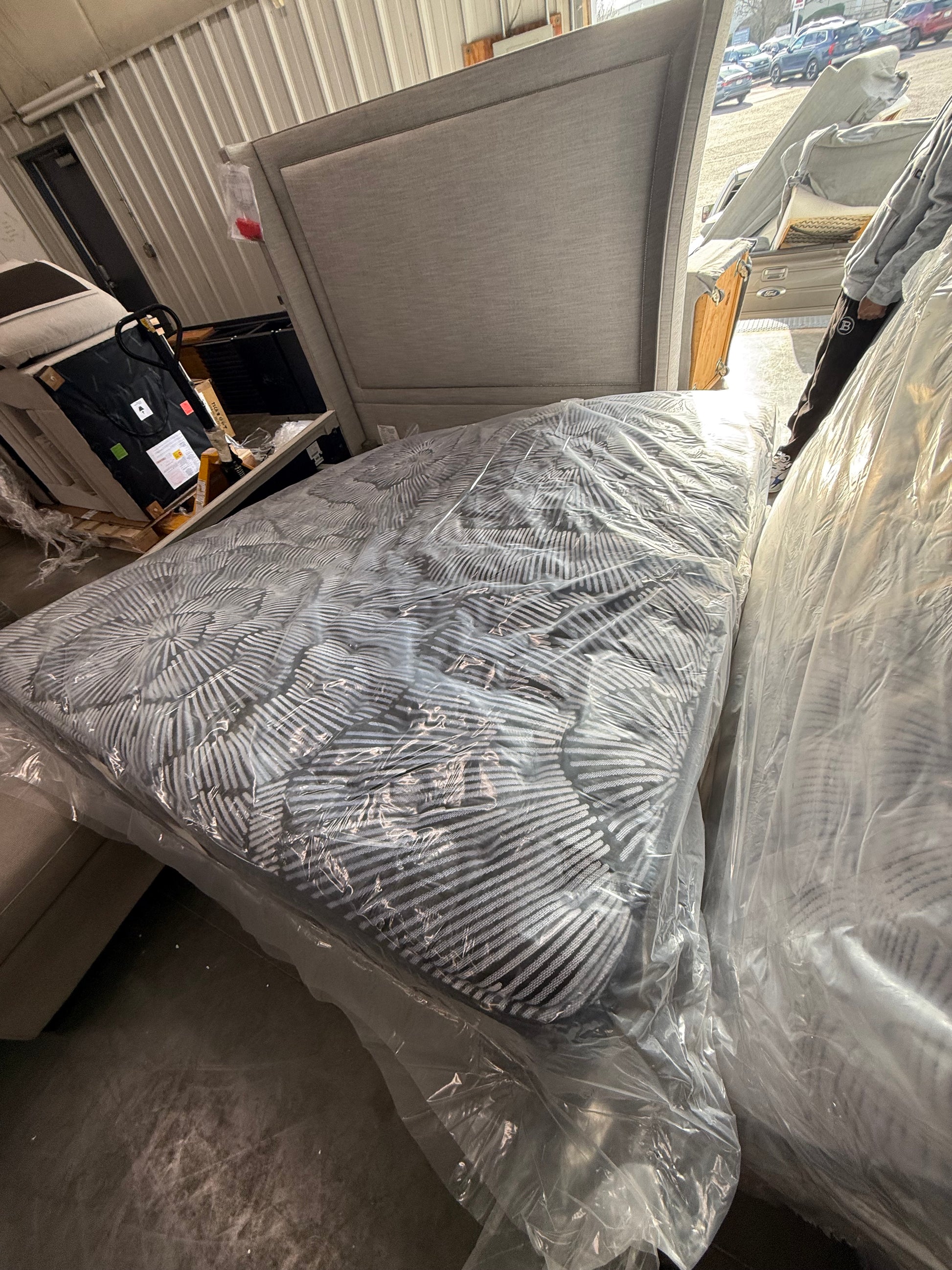 Mattress  Serta® Quilted Perfect Sleeper X™ Hybrid Knox 13.5" Firm Tight Top -King Size