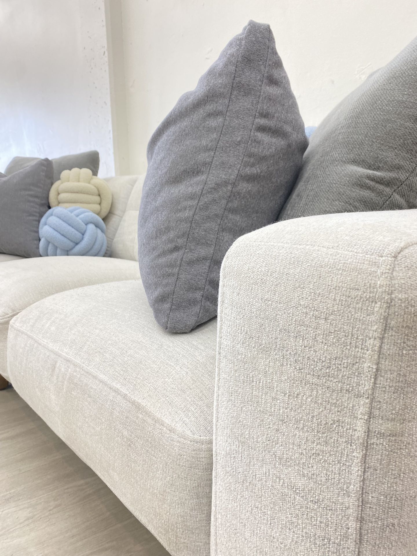 Aeva Fabric Sectional Couch