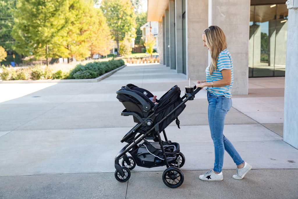 Safety 1st Grow and Go Flex 8-in-1 Car Seat Stroller Combo, Baby Stroller Travel Systems for Infants 4-30 lbs, Stroller and Carseat Combo Set, Foundry