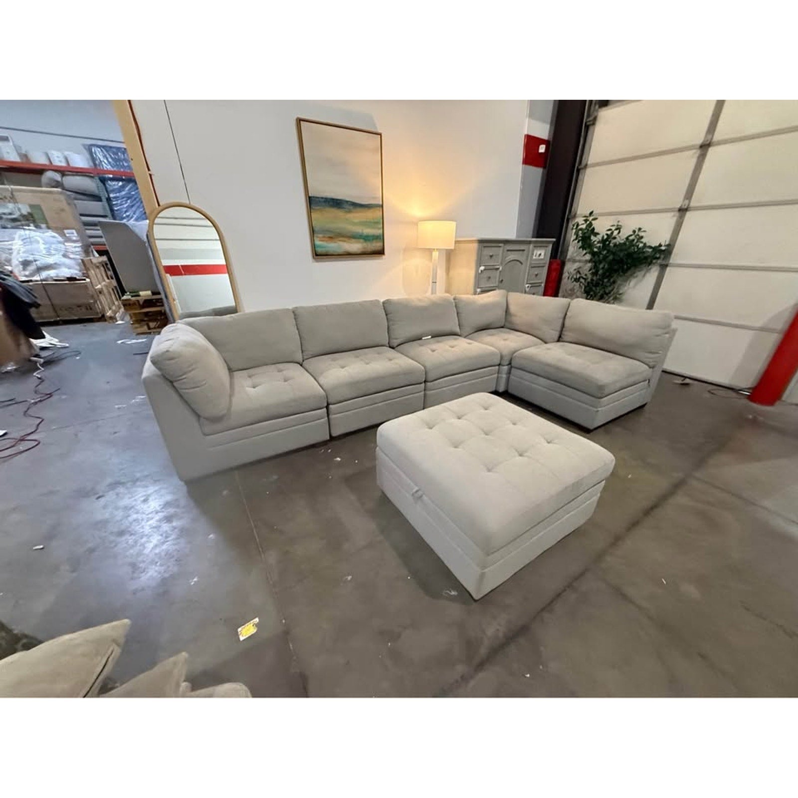 Thomasville Tisdale Modular Sectional 6-piece Beige with Storage Ottoman Free Delivery 🚚🚚