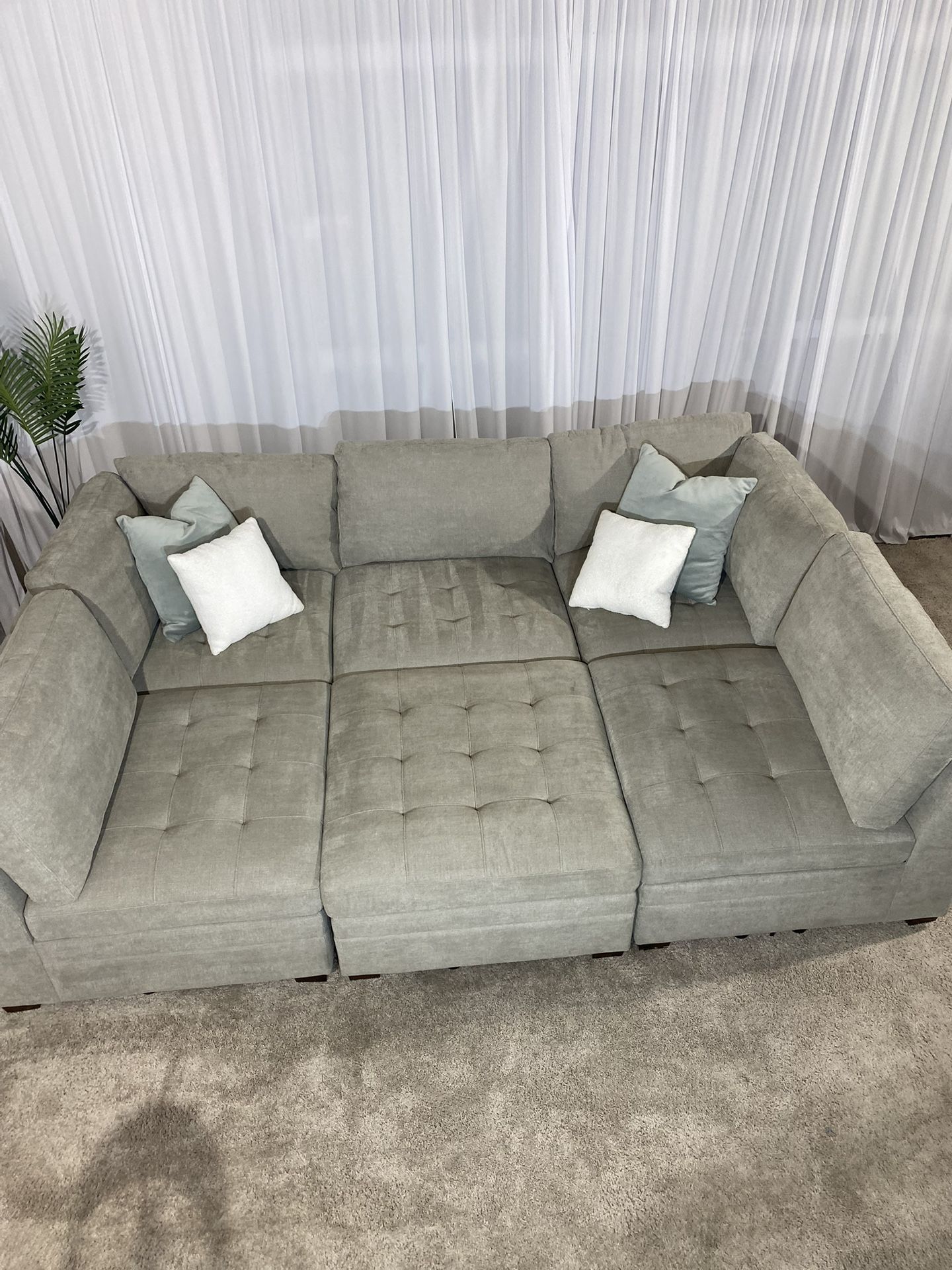 Thomasville Tisdale Modular Sectional couch 6-piece Beige w Ottoman