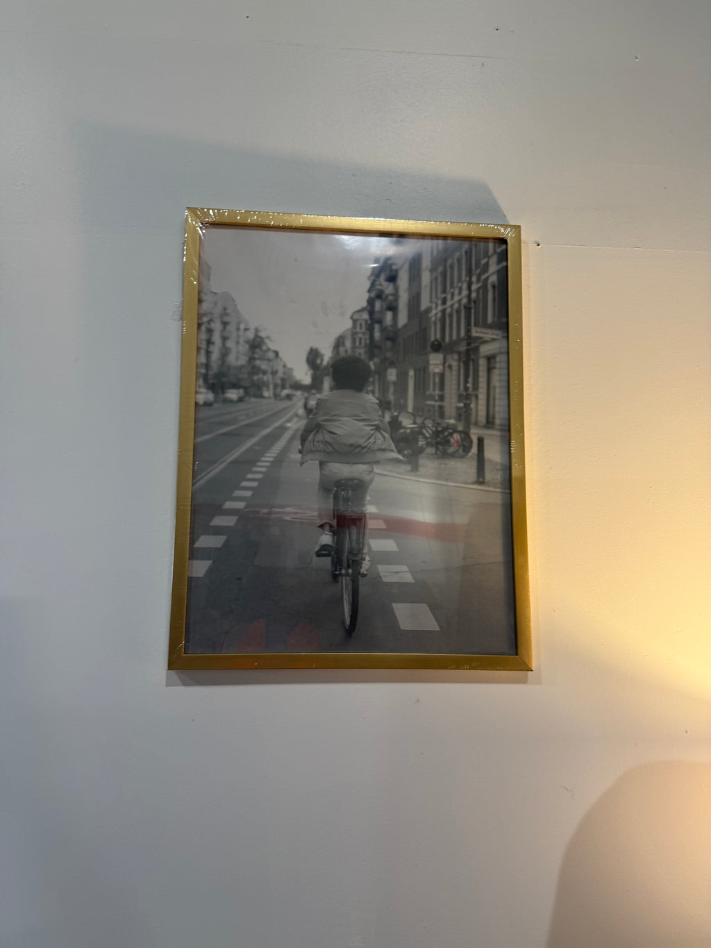 Master & Co. 18"x24" Highline Picture Frame Brass: Traditional Style, Polystyrene Material, Sawtooth Mount