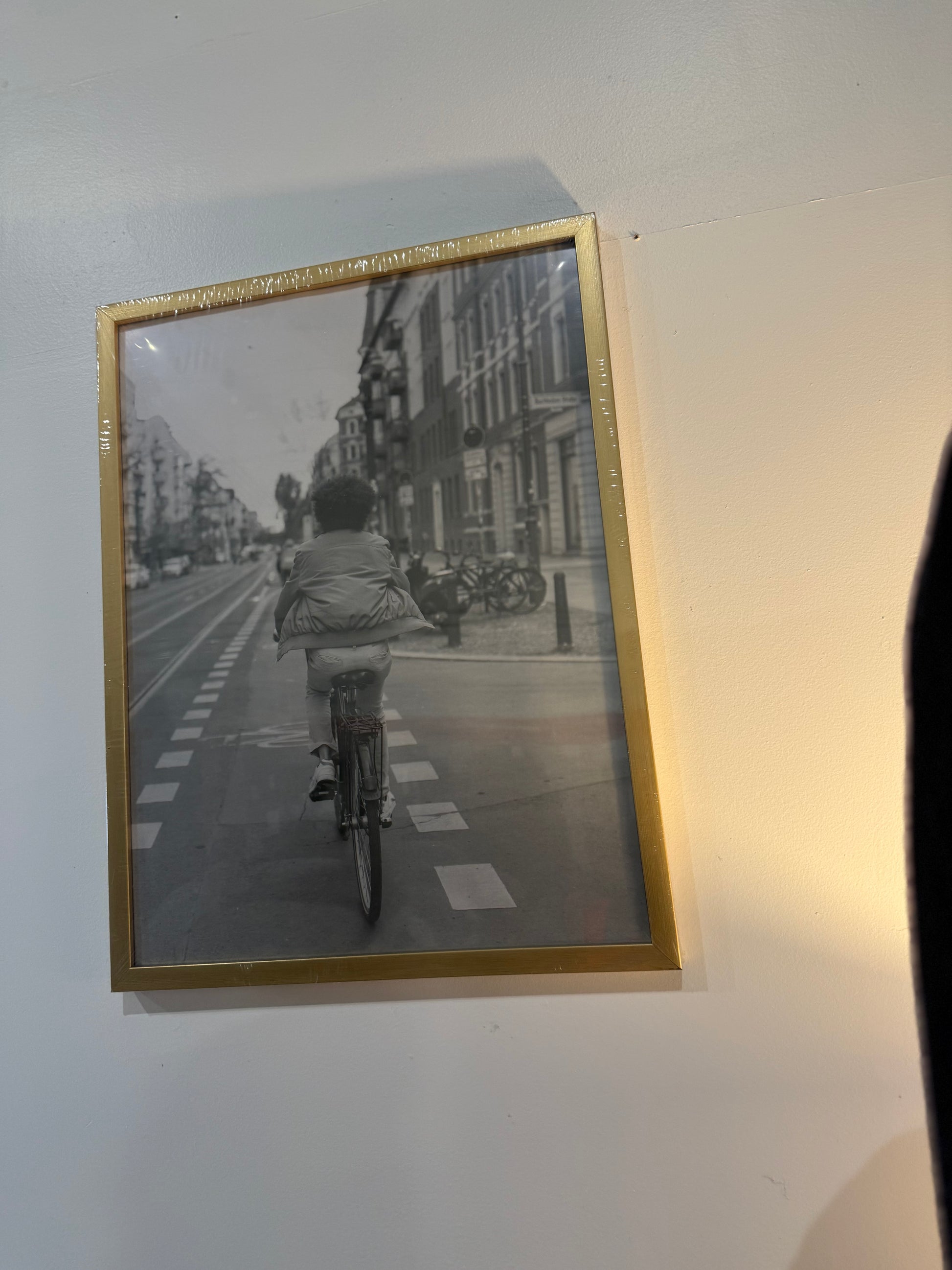 Master & Co. 18"x24" Highline Picture Frame Brass: Traditional Style, Polystyrene Material, Sawtooth Mount