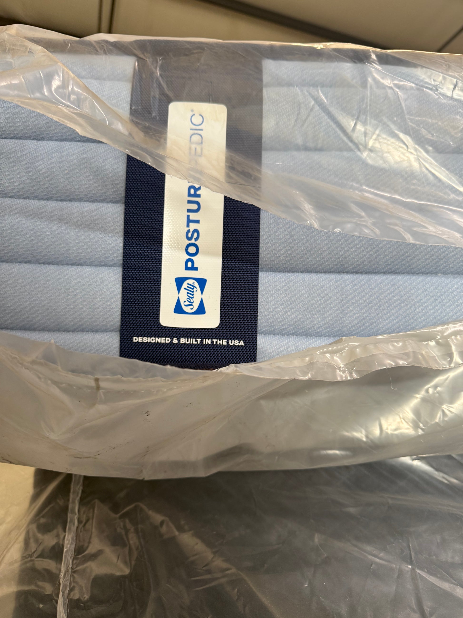 Mattress Sealy Posturepedic briggs 13" Firm Tight Top -King Size