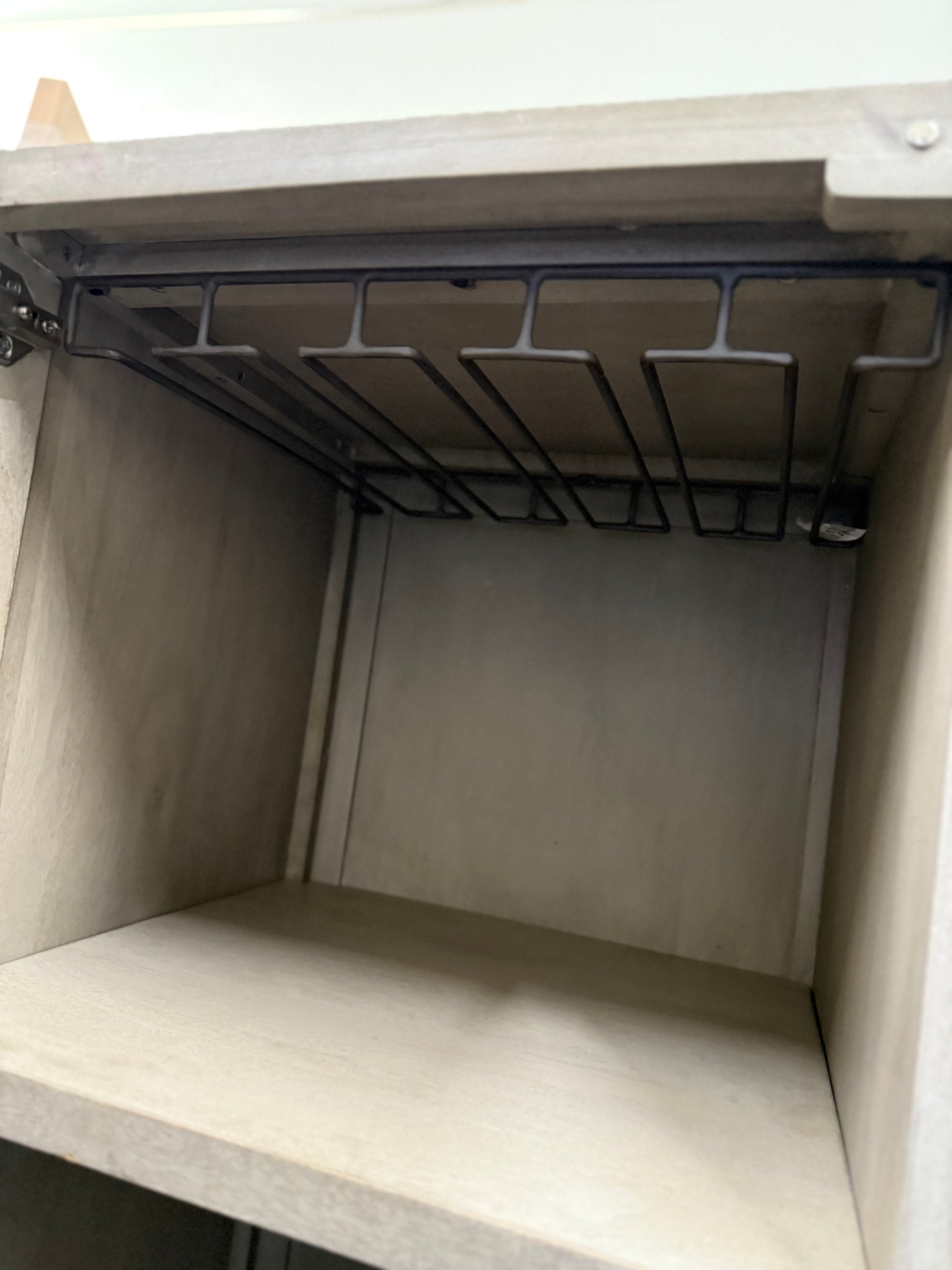 Rori 40.75'' Bar Cabinet