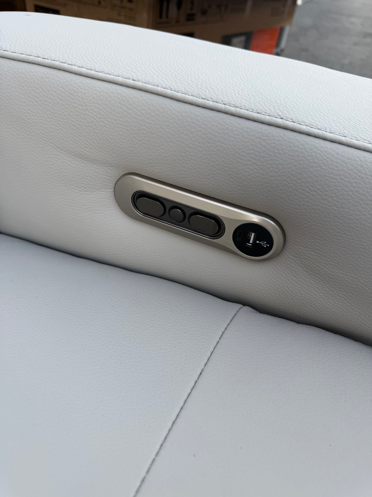 Wren Leather Power Reclining Sofa – New