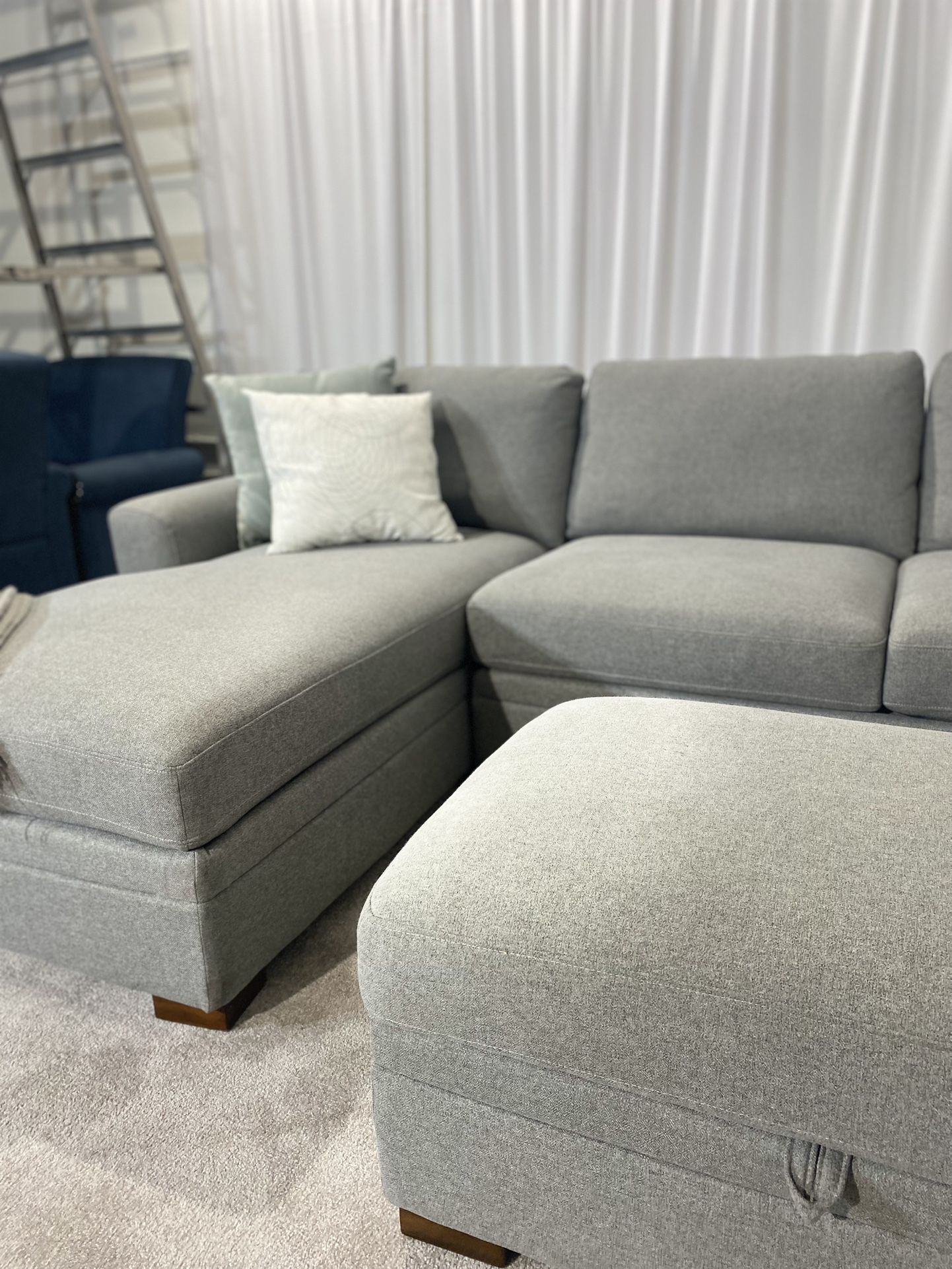 Thomasville Langdon Fabric Sectional Couch with Chaise and Storage Ottoman