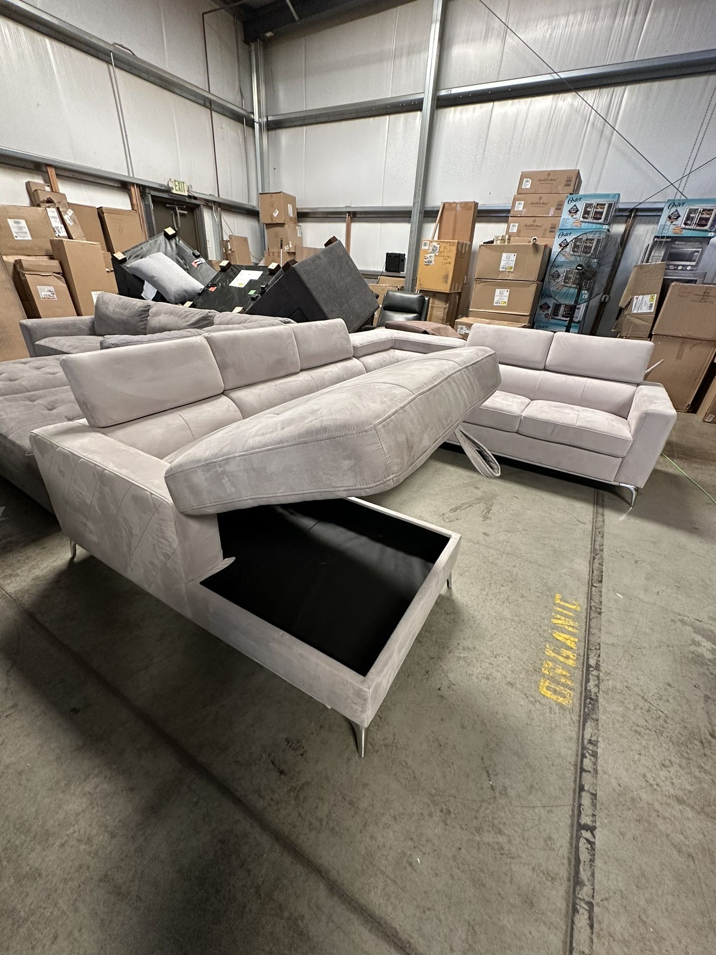 Blaise Fabric Sectional With Storage Chaise