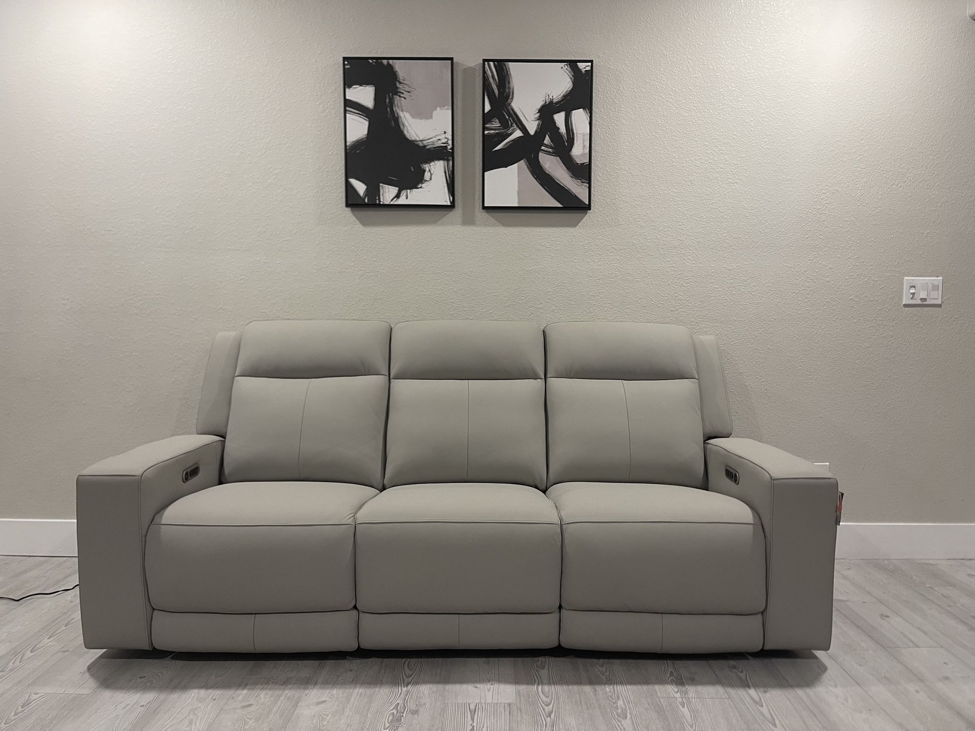 Wren Leather Power Reclining Sofa – New