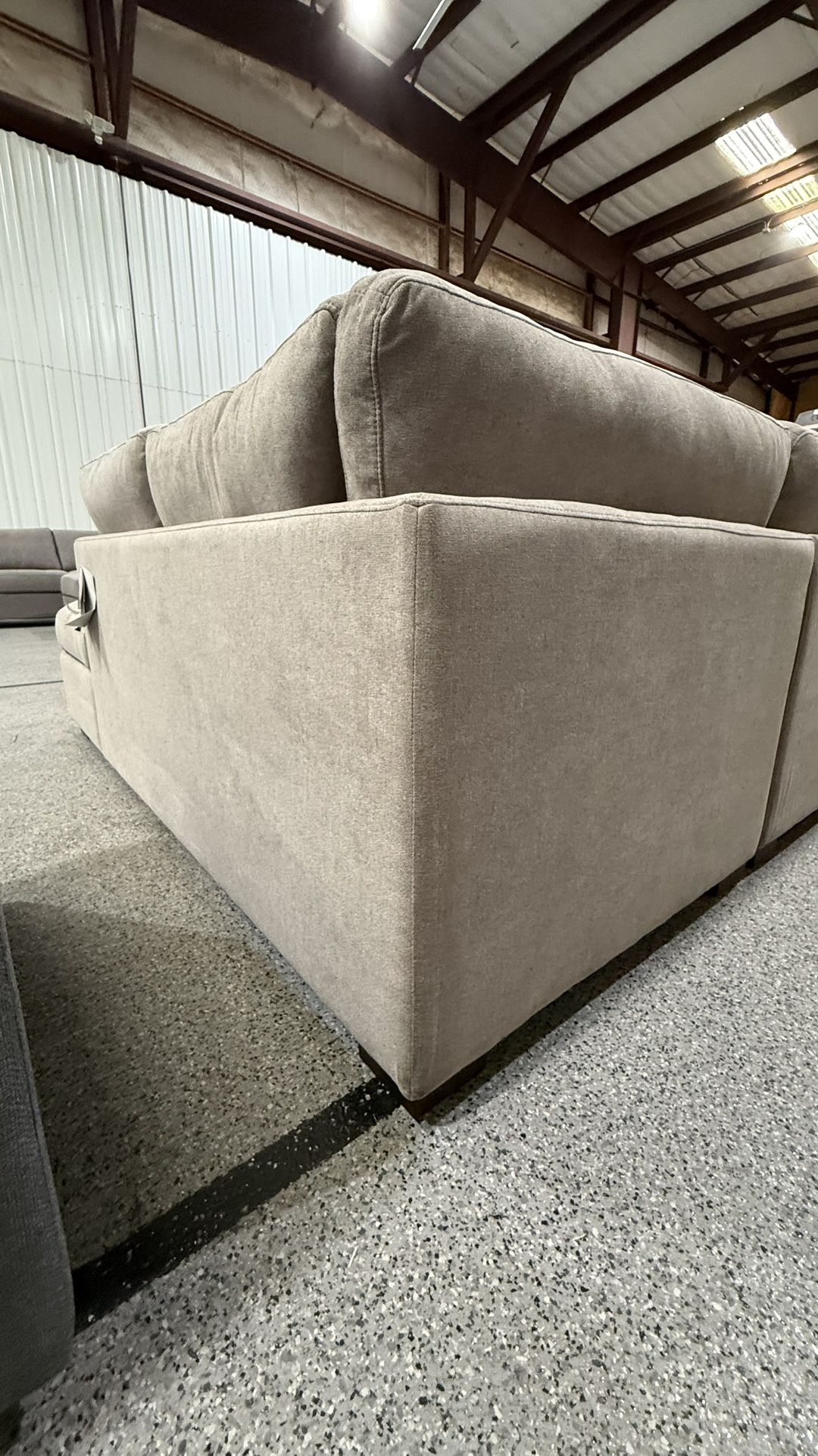 Thomasville Miles Fabric Sectional with Power Footrest