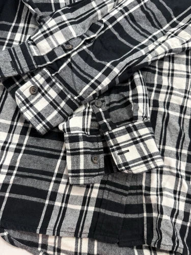 Women's Oversized Flannel Long Sleeve Button Down Universal Thread XS Blk Plaid