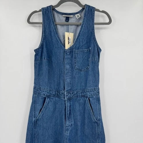 Universal Thread Women's Medium Wash Curved Leg Denim Jumpsuit Overall Size 2