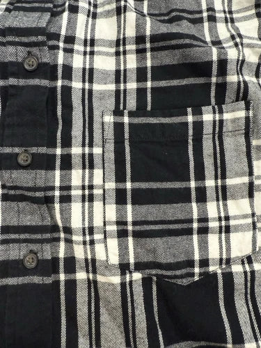 Women's Oversized Flannel Long Sleeve Button Down Universal Thread XS Blk Plaid