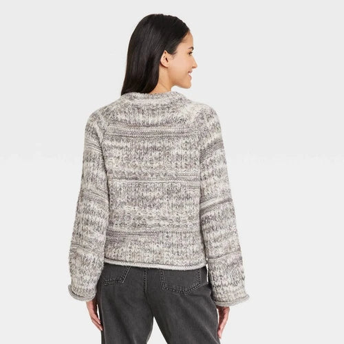 Universal Thread Women's Crewneck Pullover Sweater Gray Size Small